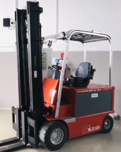 Carrello elevatore elettrico usato CESAB CenTAURO 300 - 30 QUINTALI