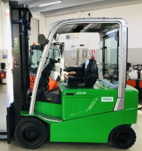 CESAB B630 - Carrello elevatore elettrico USATO 30 quintali - semicabinato