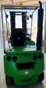 CESAB DRAGO 200 -Gommatura piena super elastica, gruppi ottici posteriori e sedile con portadocumenti