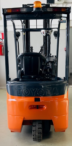 TRAIGO 24 – CARRELLO ELEVATORE ELETTRICO TOYOTA