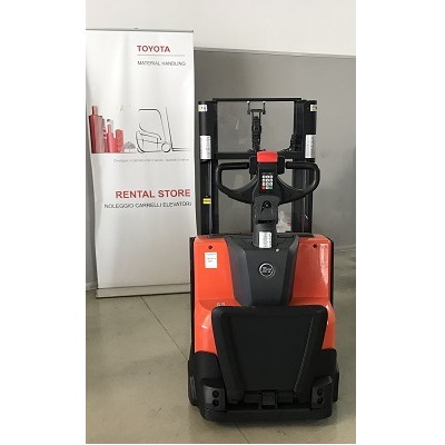 STOCCATORE A TIMONE CON PEDANA BT SWE 200D