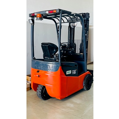 TRAIGO 24 – CARRELLO ELEVATORE ELETTRICO TOYOTA
