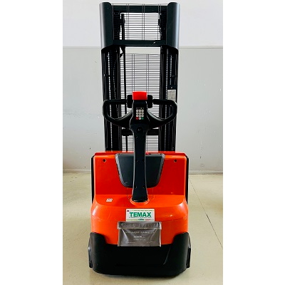 ELEVATORE A TIMONE BT SWE 120 -12 QUINTALI – 4.150