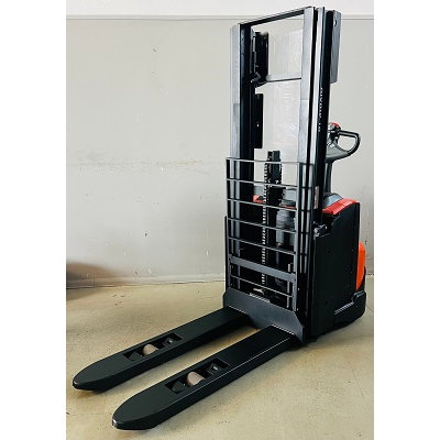 ELEVATORE TOYOTA CON TIMONE SWE 140 – 2.655mm