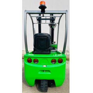 Vista posteriore del carrello elevatore elettrico 15 quintali usato CESAB BLITX 150 - 15 quintali